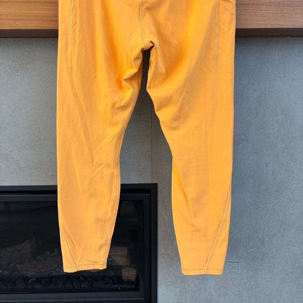 Lululemon Align High-Rise in Mango Dream 25’ Size 10 - Picture 10 of 11